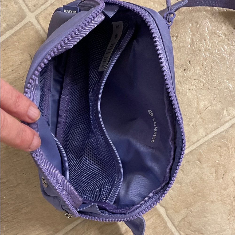 lululemon athletica Men's Belt Bag in Lavender - Picture 4 of 5